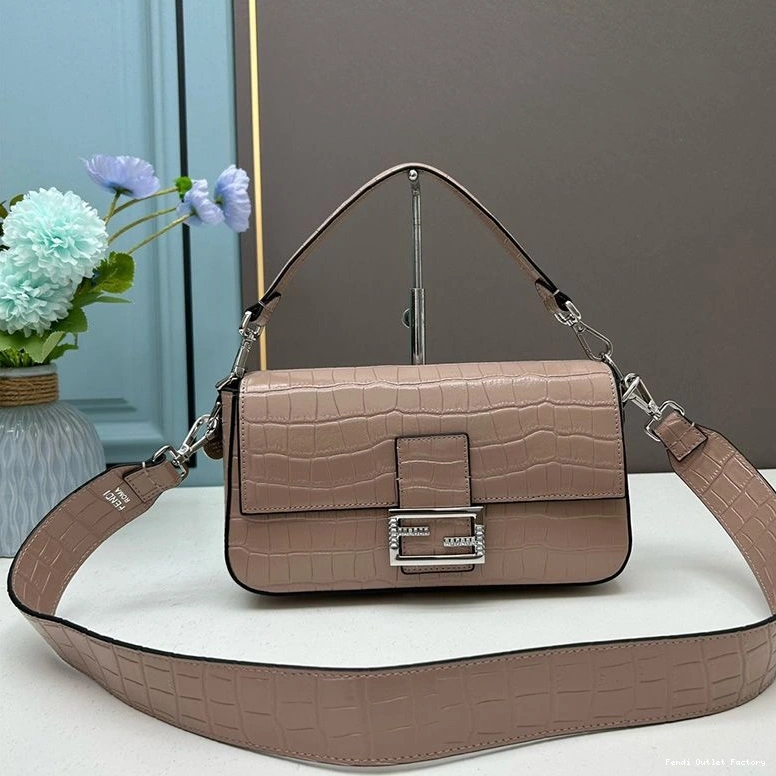 HOT Re-Edition Bag Medium Fendi Leather Crocodile Apricot Baguette In 0710